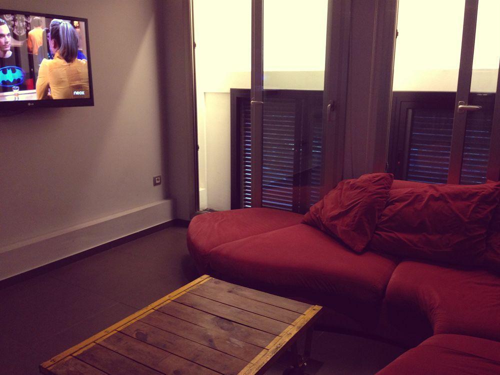 Don Moustache Boutique Hostel Barselona Dış mekan fotoğraf