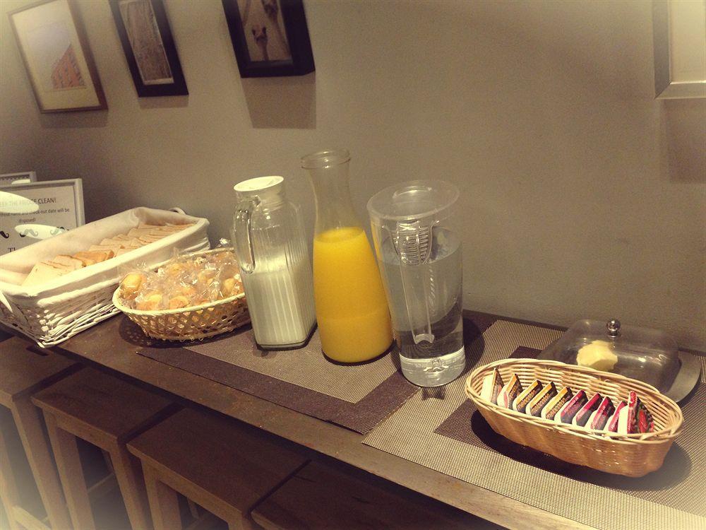 Don Moustache Boutique Hostel Barselona Dış mekan fotoğraf