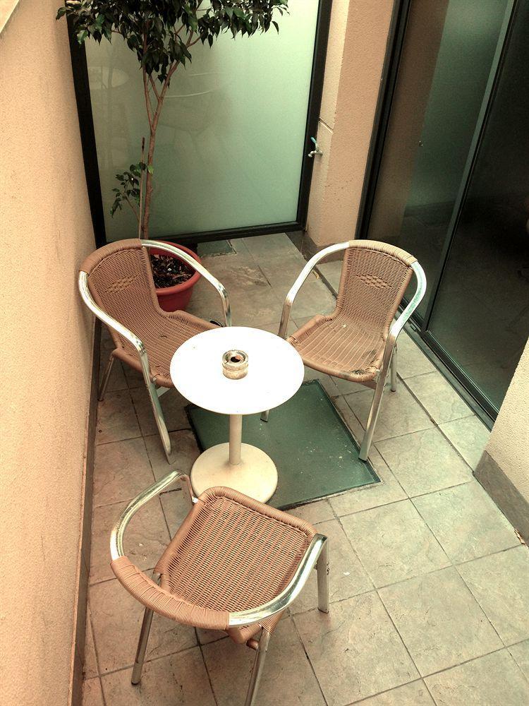 Don Moustache Boutique Hostel Barselona Dış mekan fotoğraf