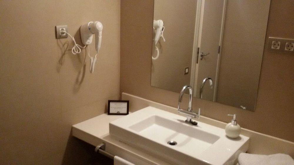 Don Moustache Boutique Hostel Barselona Dış mekan fotoğraf