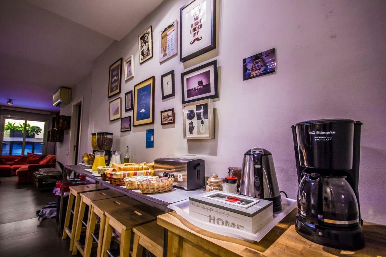 Don Moustache Boutique Hostel Barselona Dış mekan fotoğraf