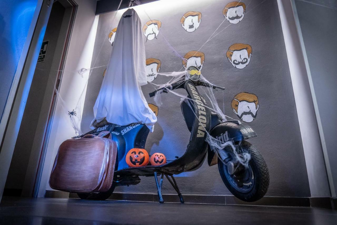 Don Moustache Boutique Hostel Barselona Dış mekan fotoğraf